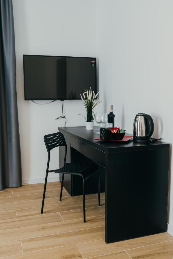 Poppy Downtown Suites Sarajevo サラエヴォ エクステリア 写真